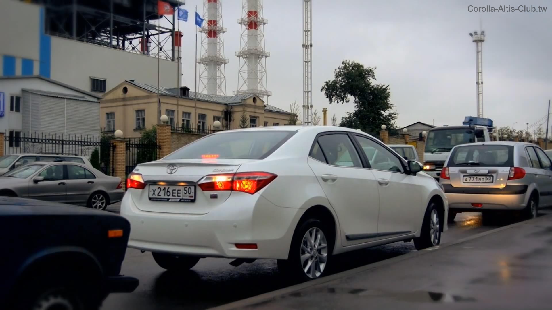 TOYOTA COROLLA 2014 Russia[21-19-16].JPG