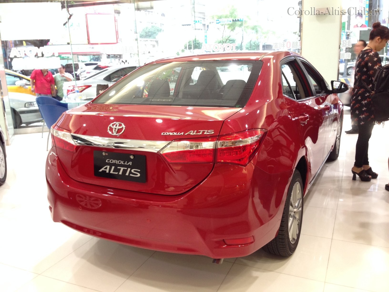 Red Altis 03.JPG